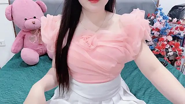 Snapshot of Funikio chatting on 12, 4, 2026 Funikio online show from 12, 4, 2026