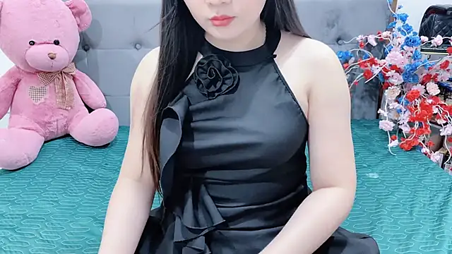 Snapshot of Funikio chatting on 13, 4, 2026 Funikio online show from 13, 4, 2026