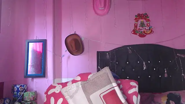 NikkiRous  online show from 19, 12, 2025