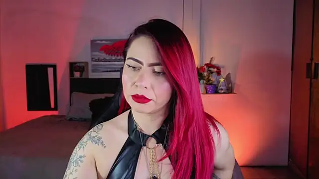 Snapshot of Dulce_charlottee chatting on 3, 5, 2026 Dulce charlottee online show from 3, 5, 2026