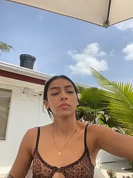 Ema azel online show from 14, 1, 2025