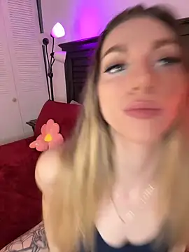 BrattyBae xo online show from 1, 2, 2025