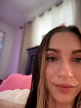 BrattyBae xo online show from 10, 4, 2026