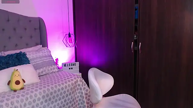 miaromanove ss online show from 6, 1, 2025