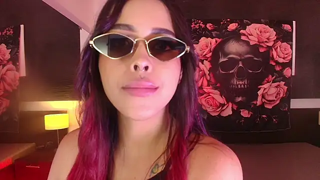 EvaaFoxxy1 online show from 15, 4, 2026