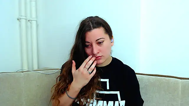 Helen Adams  online show from 3, 12, 2024