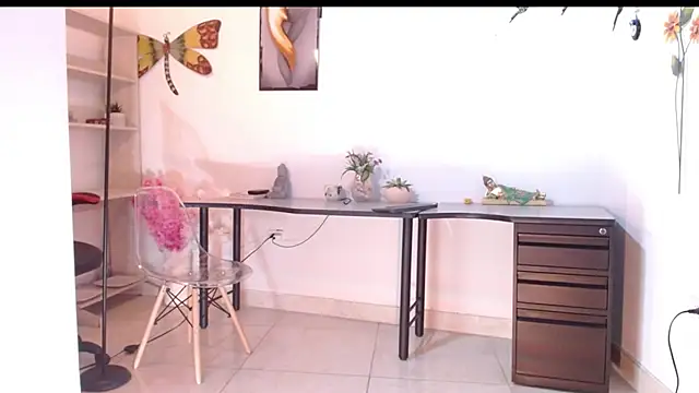 Snapshot of misspandora_ chatting on 21, 10, 2025 misspandora online show from 21, 10, 2025