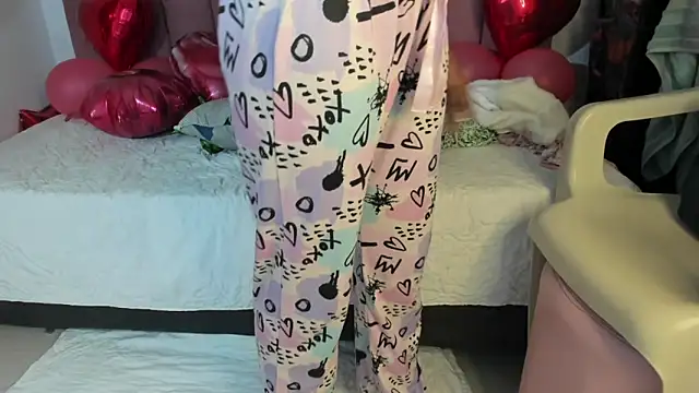 Tahira 21  online show from 13, 2, 2026