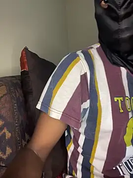 Gifttheskimaskboy online show from 3, 3, 2026