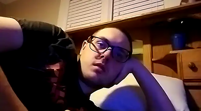 Snapshot of 420getsmehorny chatting on 3, 12, 2024 420getsmehorny online show from 3, 12, 2024