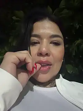 Snapshot of milaivanova chatting on 5, 3, 2026 milaivanova online show from 5, 3, 2026