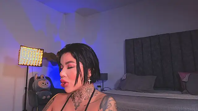 Snapshot of milaivanova chatting on 6, 4, 2026 milaivanova online show from 6, 4, 2026