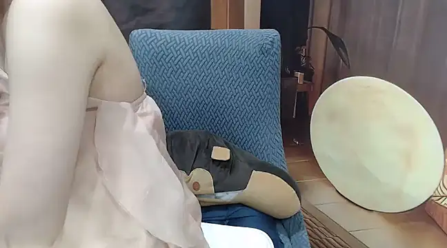 KaleAnisa online show from 8, 3, 2025