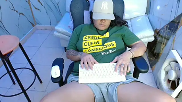 snowflake xxx online show from 19, 3, 2026