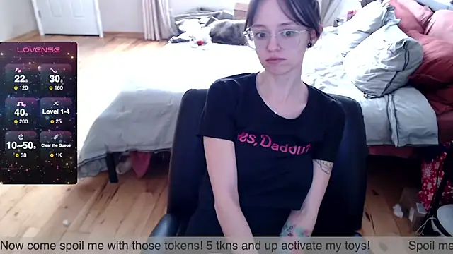 Plantbabeee online show from 6, 2, 2025