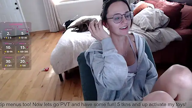 Plantbabeee online show from 12, 2, 2026