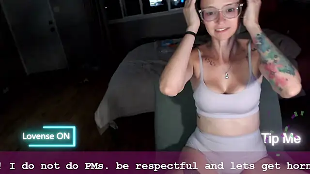 Plantbabeee online show from 12, 7, 2026