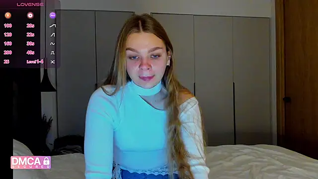 Molly sweetie online show from 5, 12, 2025