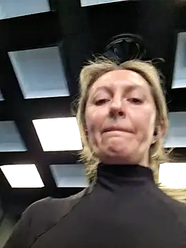 Snapshot of Miss____Mia_ chatting on 7, 2, 2025 Miss    Mia  online show from 7, 2, 2025