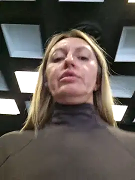 Miss    Mia  online show from 5, 12, 2025