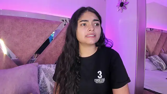 GiselOrtiz online show from 5, 3, 2025