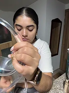 GiselOrtiz online show from 4, 12, 2025