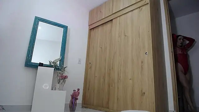  Lalaa online show from 21, 12, 2024