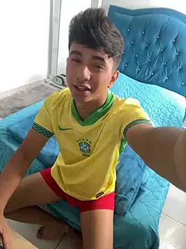 Leonarrrd 01 online show from 15, 3, 2025