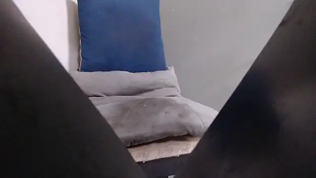 Amazing12inch online show from 5, 3, 2026