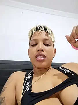 Snapshot of Dirty_Zoe chatting on 19, 10, 2025 Dirty Zoe online show from 19, 10, 2025