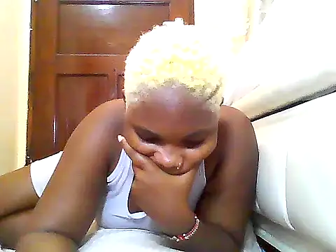 Snapshot of SexyKimberly23 chatting on 3, 8, 2026 SexyKimberly23 online show from 3, 8, 2026