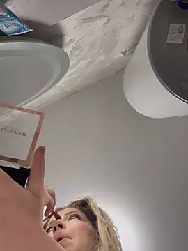 SonyaD  online show from 18, 12, 2024