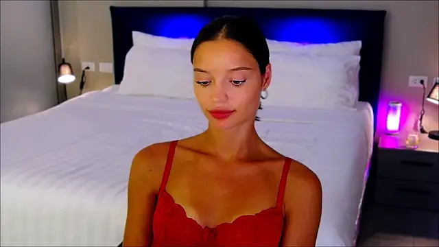 wow Mia online show from 15, 2, 2025