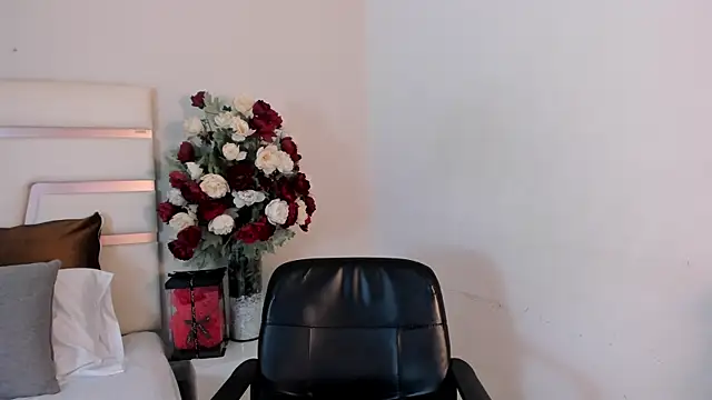 CamilaSofiia online show from 11, 3, 2025