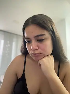 Snapshot of CamilaSofiia chatting on 26, 6, 2026 CamilaSofiia online show from 26, 6, 2026
