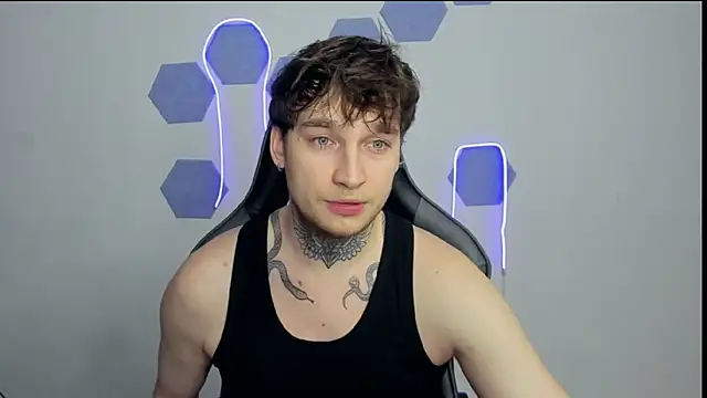 Chris Tyson online show from 18, 12, 2024