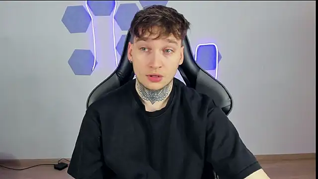 Chris Tyson online show from 23, 12, 2024