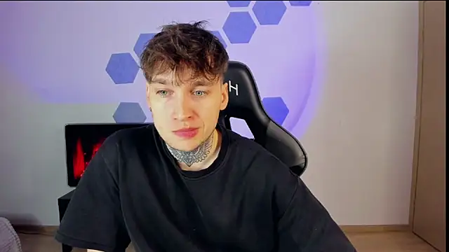 Chris Tyson online show from 25, 2, 2025