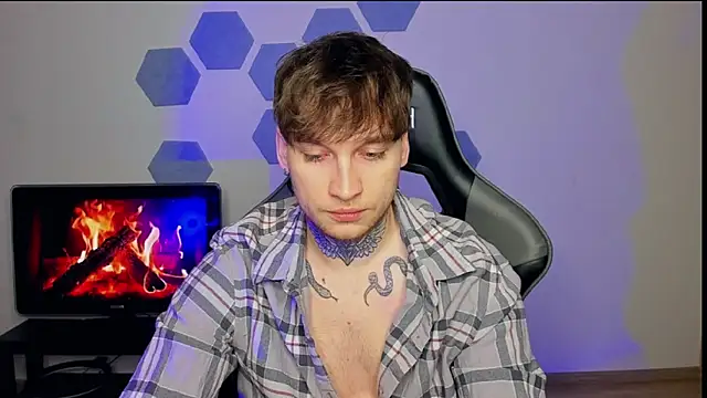 Chris Tyson online show from 13, 3, 2025