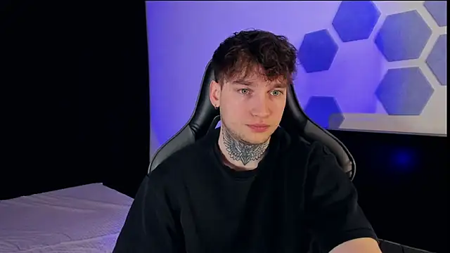 Chris Tyson online show from 19, 3, 2025