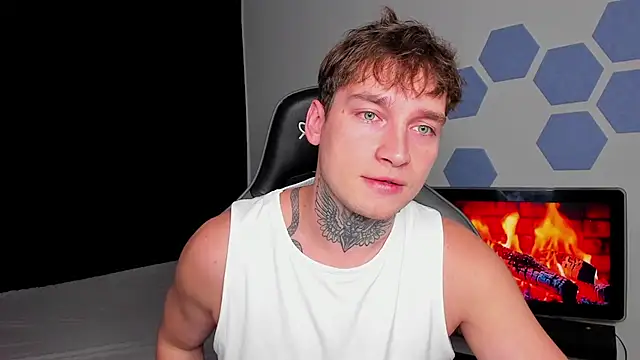 Chris Tyson online show from 18, 9, 2025