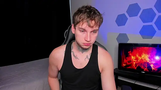 Chris Tyson online show from 5, 10, 2025