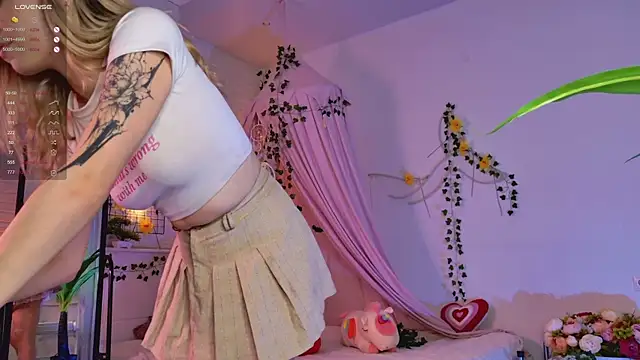 LoraaDoll online show from 17, 1, 2025