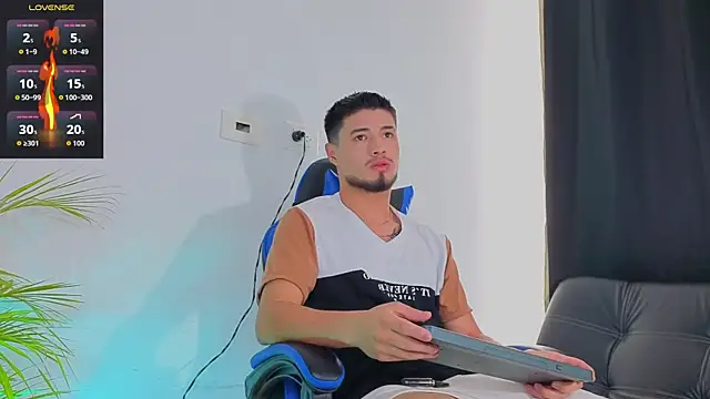 EdwardRoss  online show from 6, 11, 2025