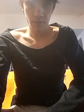 LYZBORNHD online show from 13, 10, 2025