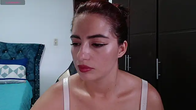 Kate lorens9 online show from 12, 12, 2024