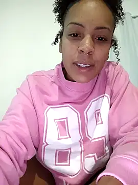 Snapshot of Julia_Pretinha chatting on 4, 1, 2025 Julia Pretinha online show from 4, 1, 2025