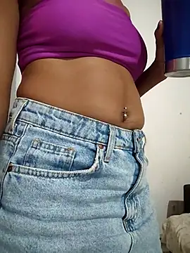 Snapshot of Julia_Pretinha chatting on 15, 3, 2025 Julia Pretinha online show from 15, 3, 2025