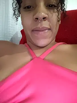 Snapshot of Julia_Pretinha chatting on 11, 9, 2025 Julia Pretinha online show from 11, 9, 2025