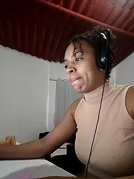 Snapshot of Julia_Pretinha chatting on 23, 9, 2025 Julia Pretinha online show from 23, 9, 2025